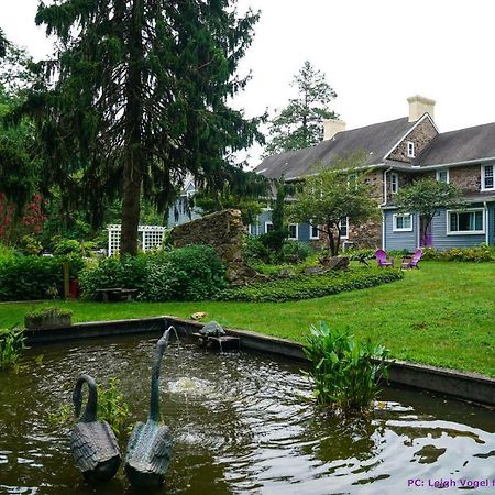 Wild Wisteria Bed & Breakfast Chadds Ford Екстериор снимка