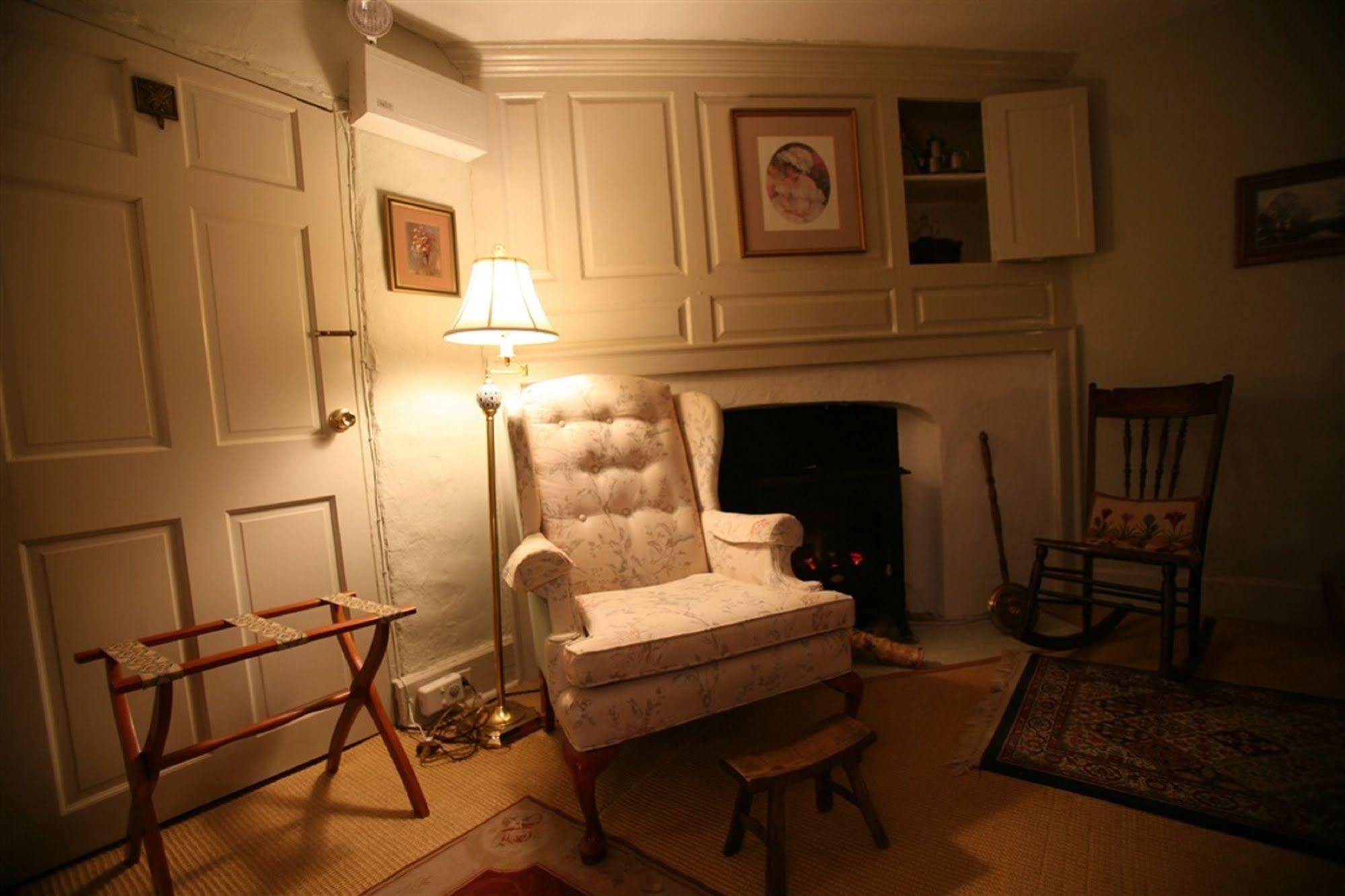 Wild Wisteria Bed & Breakfast Chadds Ford Екстериор снимка